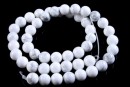 White howlite, round, 8mm