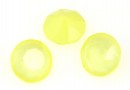 Swarovski, chaton SS29, powder yellow, 6mm - x4