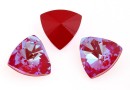 Swarovski, kaleidoscope triangle f. rivoli, royal red DeLite, 6mm - x2